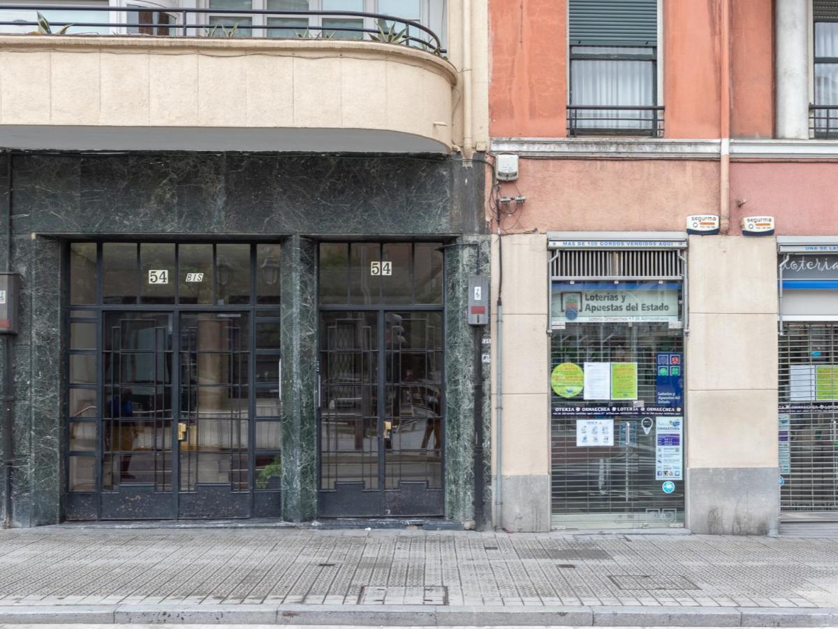 Indautxu Metro Next Stop Bilbao Kültér fotó